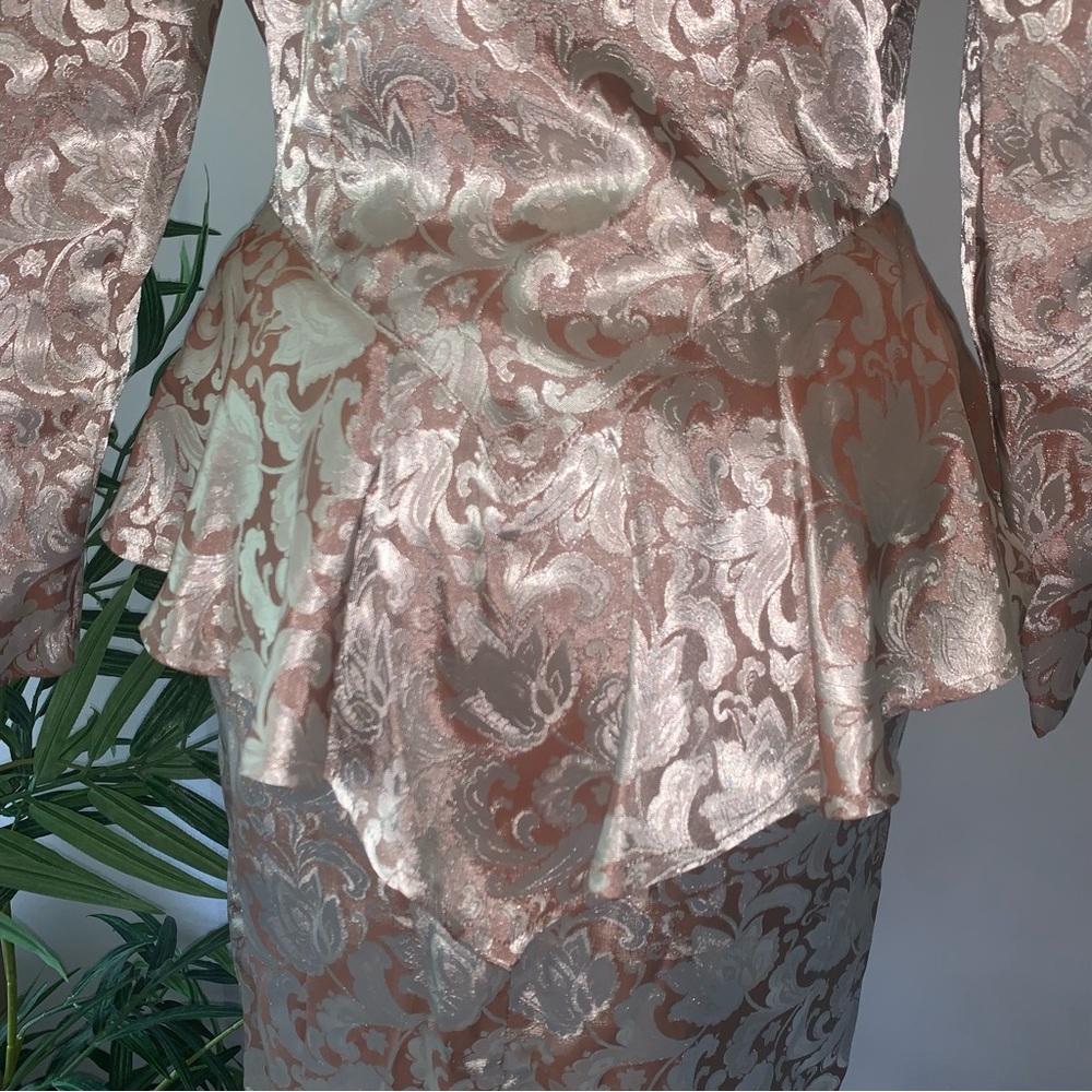 v i n t a g e :: Glam 2pcs Brocade Bombshell Pencil Skirt Peplum Blazer - Picture 14 of 16